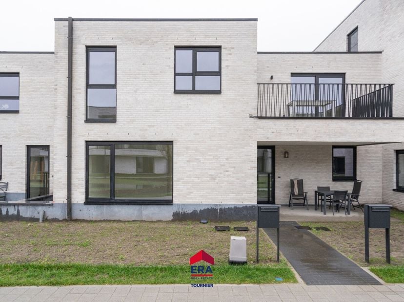 esidentie De Admiraliteit: Prachtige nieuwbouwwoning in groen &amp; autovrij park Wonen in een oase van rust en groen én in het centrum van Lommel. In het