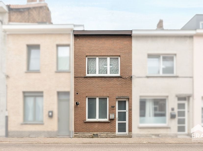 Huis te koop in Arthur Puesstraat 19,
                    1502 Lembeek