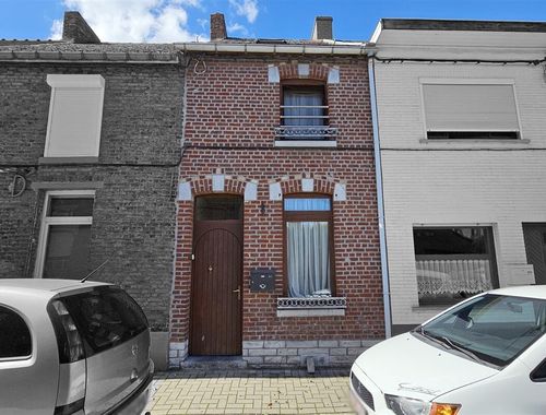                                         Eengezinswoning te koop in Quaregnon, € 125.000
