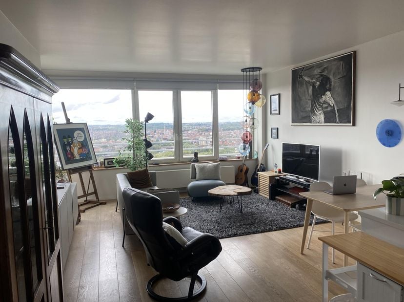Uniek appartement (special edition) te koop in UP Tower – Brussel   <br />
Op zoek naar iets uitzonderlijks?<br />
Coup de coeur! Coup de foudre gegar