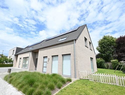                                         Woning te koop in Koolskamp, € 398.000

