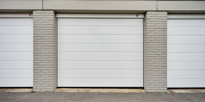 Garage te huur in Plumerlaan 83, 8900 Ieper