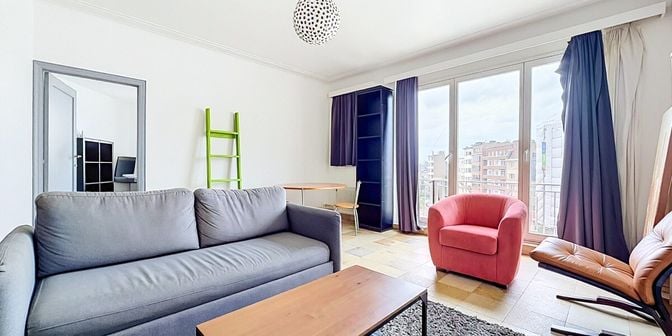 Appartement te koop in Avenue de l'Université 93, 1050 Elsene