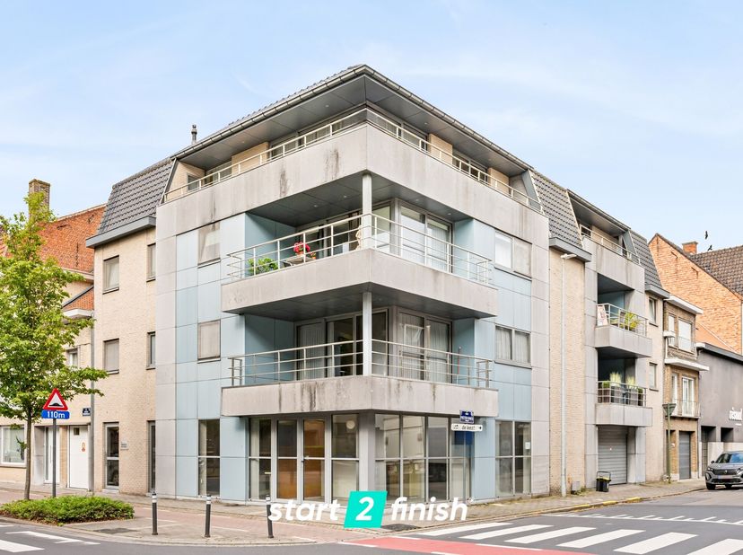 Bezoekmoment op zaterdag 27/6 van 10u tot 11u. Reserveer snel je plaats via volgende link: https://bricx.be/kopen/instapklaar-appartement-met-2-slaapk