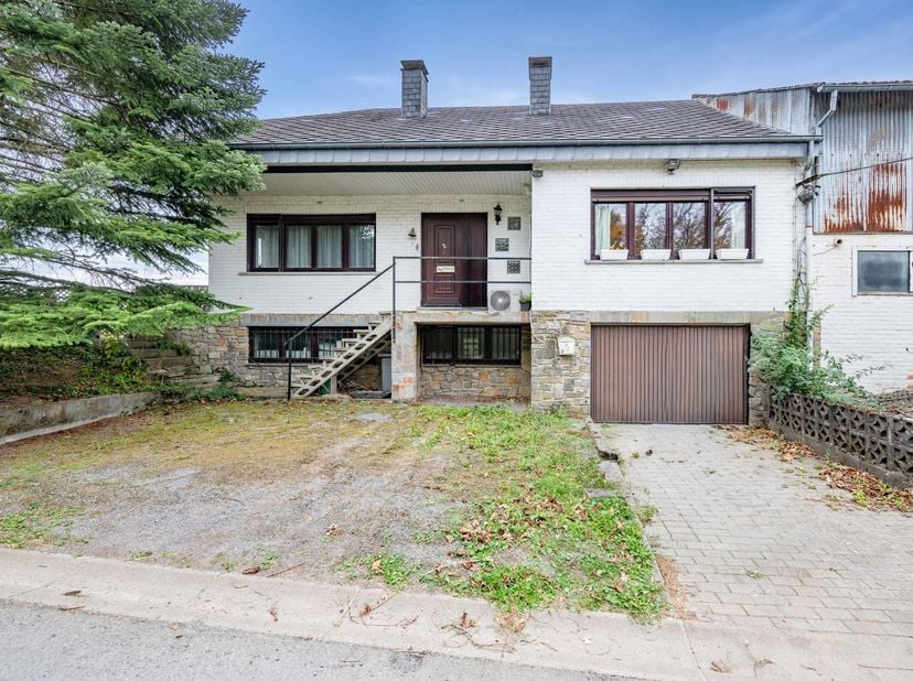 Huis te koop in Rue des Sarts 2,
                    5377 Hogne