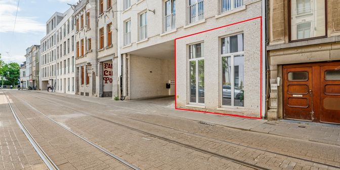 Bedrijfsvastgoed te koop in Lange Leemstraat 374, 2018 Antwerpen