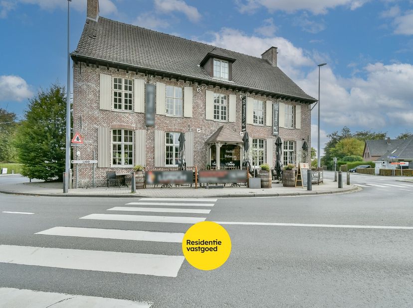 Bien professionnel à vendre
                    à 8800 Rumbeke