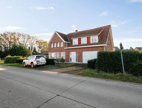                                        Eengezinswoning te koop in Beerse, € 398.000
