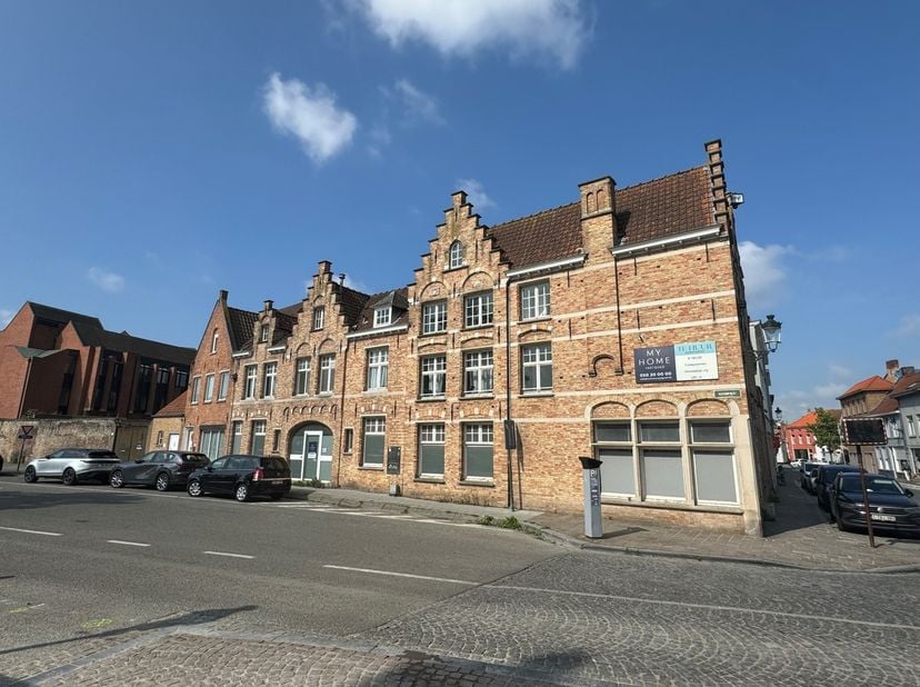 Bedrijfsvastgoed te huur in Kazernevest 1,
                    8000 Brugge