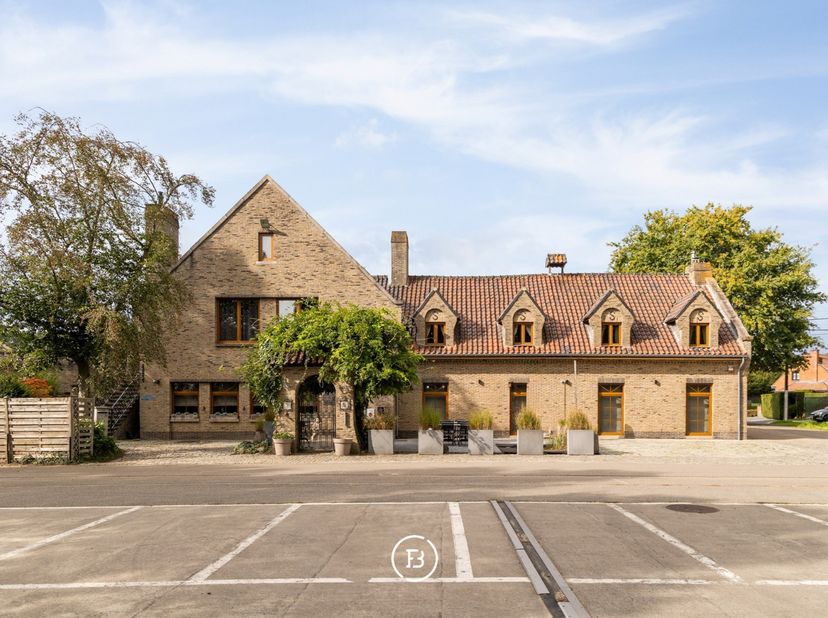 Bedrijfsvastgoed te koop in Rosweg 79,
                    1750 Sint-Martens-Lennik