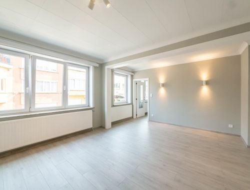                                         Appartement te huur in Anderlecht, € 945
