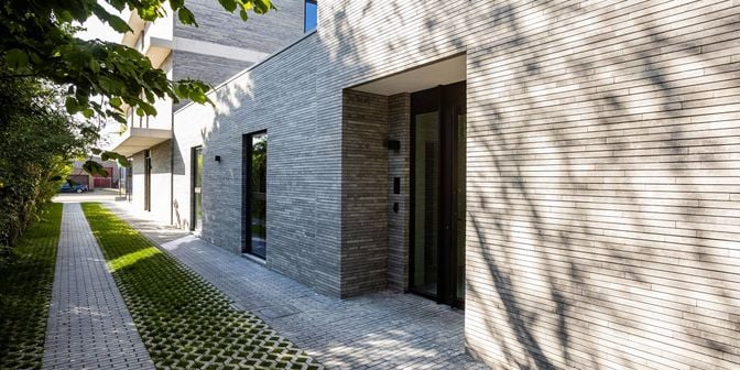 Bedrijfsvastgoed te huur in Hundelgemsesteenweg 89, 9820 Merelbeke