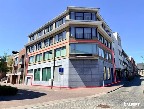                                         Kantoor te koop in Diepenbeek, € 499.000
