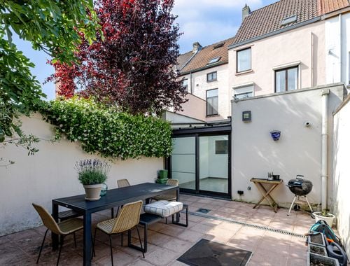                                         Woning te koop in Sint-Amandsberg, € 485.000
