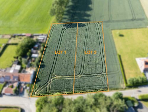                                         Terrain à bâtir à vendre à Ellezelles, € 235.000
