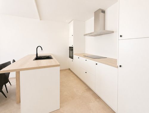                                         Appartement à louer à Staden, € 900
