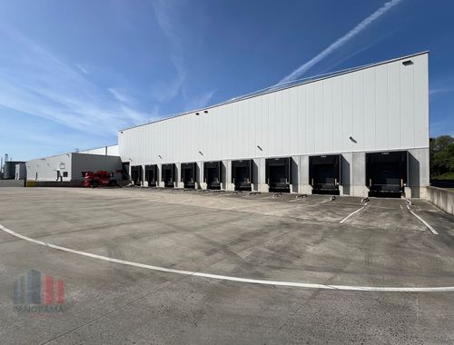                                         Bedrijfsgebouw te huur in Willebroek, € 46.275
