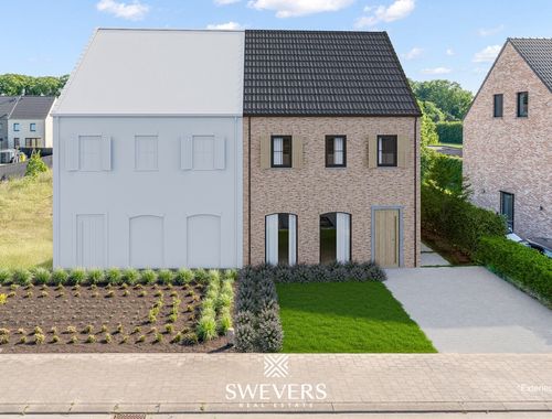                                         Bouwgrond te koop in Weelde, € 180.000
