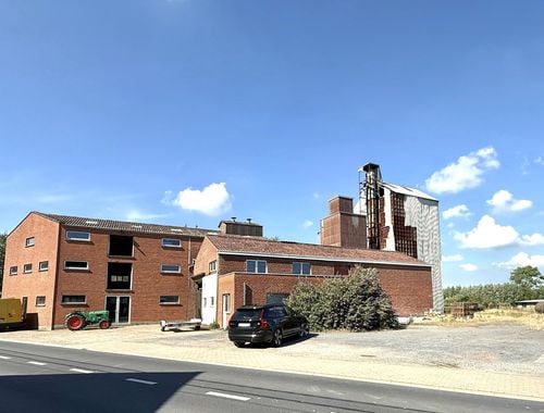                                         Usage mixte à vendre à Gits, € 545.000
