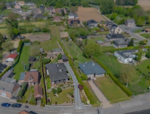                                         Bungalow à vendre à Vlierzele, € 449.000
