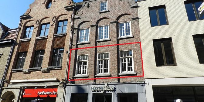 Appartement te huur in Diksmuidestraat 7 bus 1A, 8900 Ieper