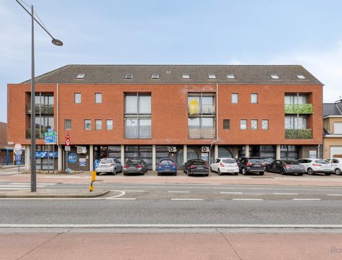                                        Bien commercial à vendre à Tessenderlo, € 495.000
