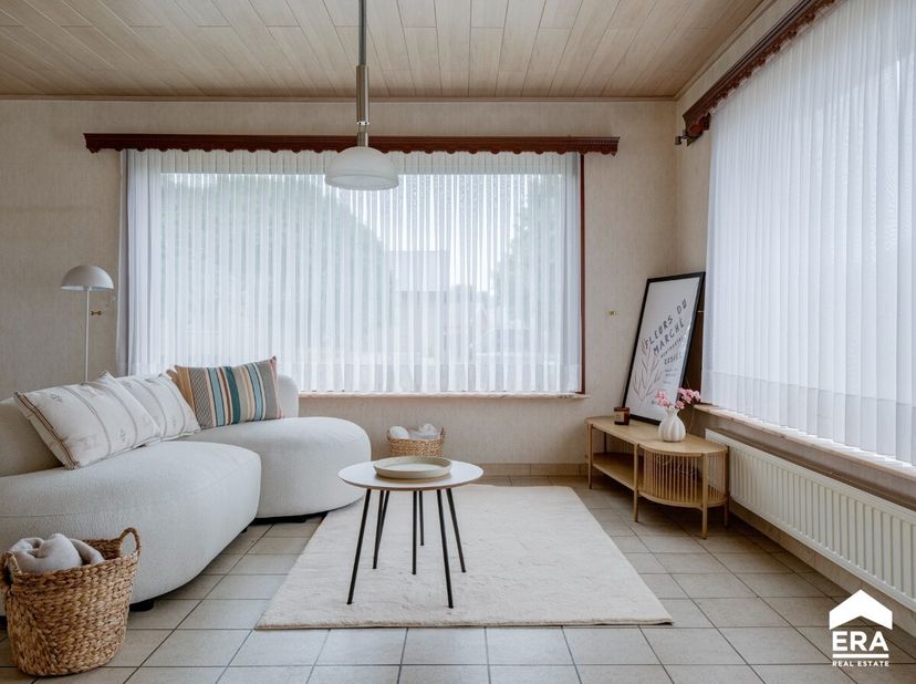 rong&amp;gt;Gelijkvloerse gezinswoning met 3 slaapkamers, ruime kelder en tuin, gelegen in rustige straat te Zwartberg (Genk).Deze te renoveren woning met