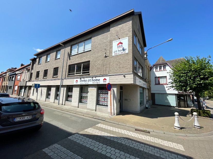 Bedrijfsvastgoed te huur in Sint Denijsplaats 3x,
                    8940 Geluwe