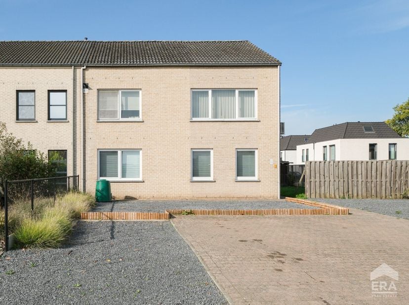 Appartement te koop in Grotesteenweg 73 bus C,
                    2440 Geel