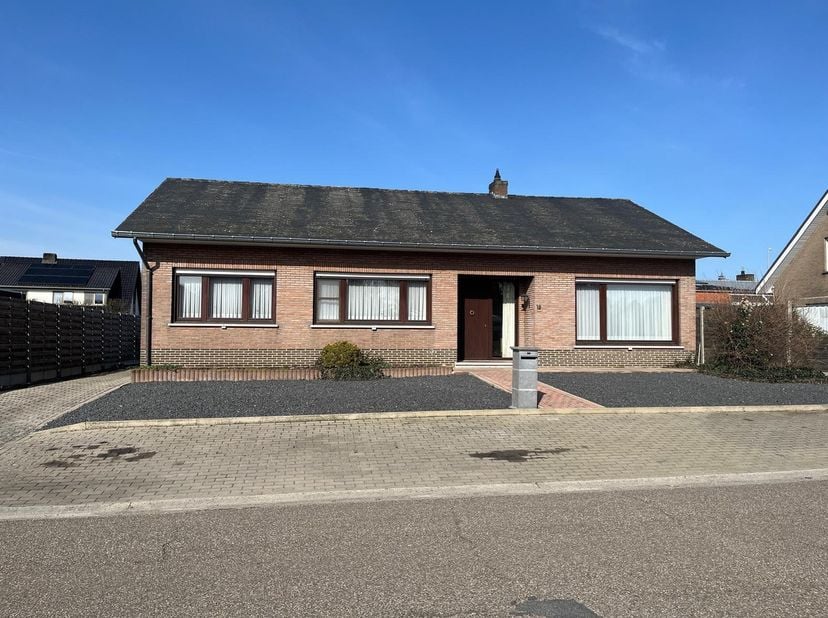 Maison à vendre
                    à 2400 Mol