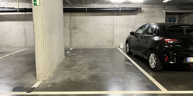 Garage te huur in Peperstraat 8, 9000 Gent
