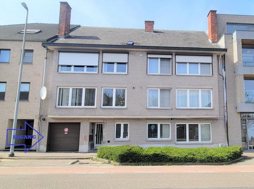 Garage à vendre
                    à 3600 Genk