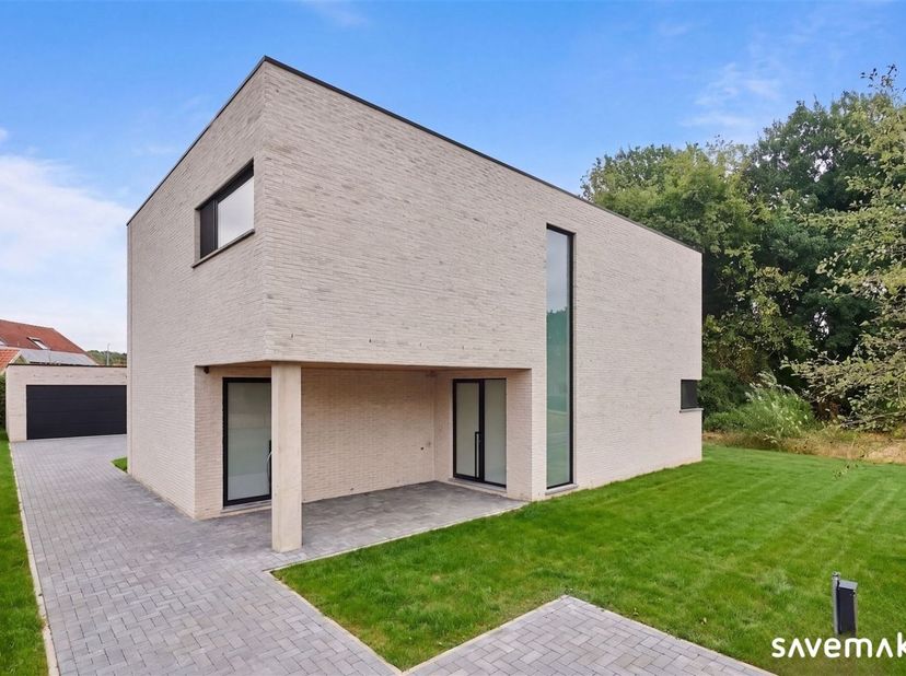 Ici, on rentre chez soi avec plaisir. Jour après jour.<br />
<br />
Cette maison écologique moderne construite en 2023 vous attend à Tessenderlo-Ham<b