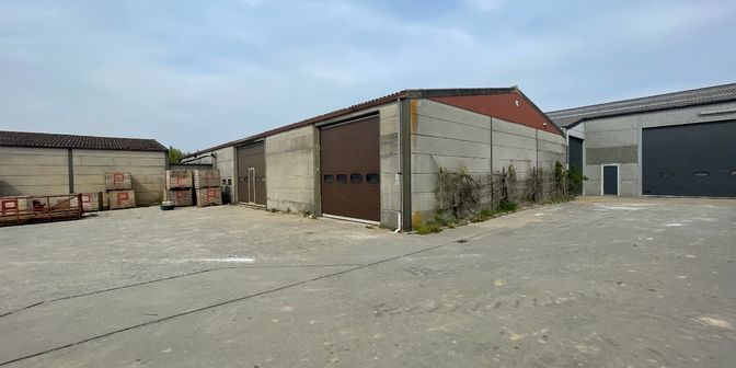 Bedrijfsvastgoed te huur in 8980 Passendale