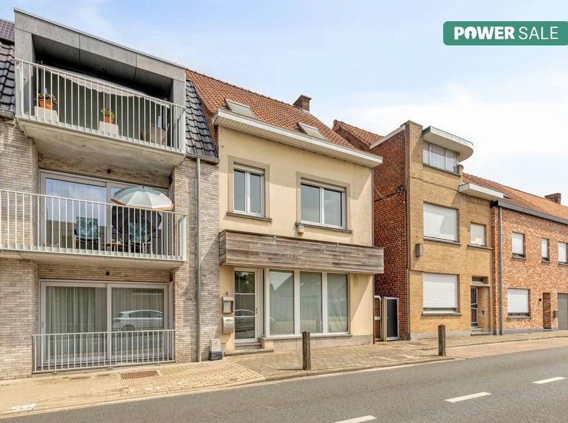 Huis te koop in Heulsestraat 9,
                    8860 Lendelede