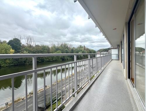                                         Appartement te huur in Namur, € 950

