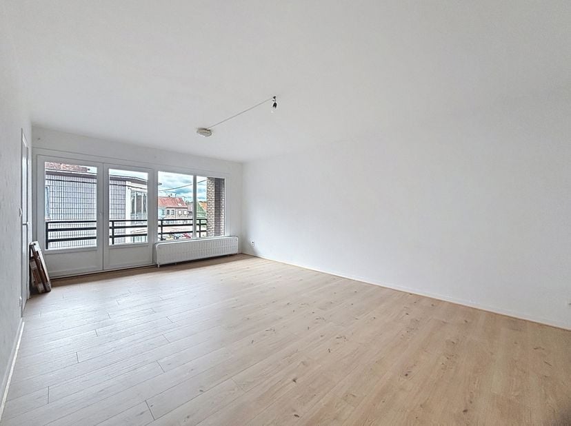 Appartement te huur in ,
                    7700 Moeskroen