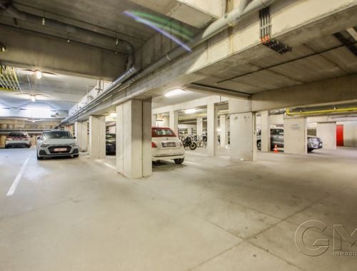                                         Kelder garage te koop in Moeskroen, € 45.000
