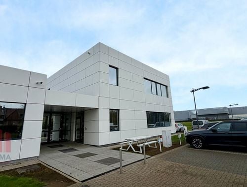                                         Kantoor te huur in Hasselt, € 4.348
