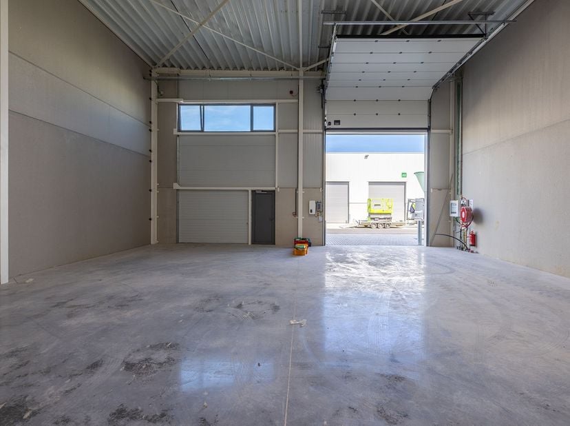 Bien professionnel à vendre
                    à 3720 Kortessem