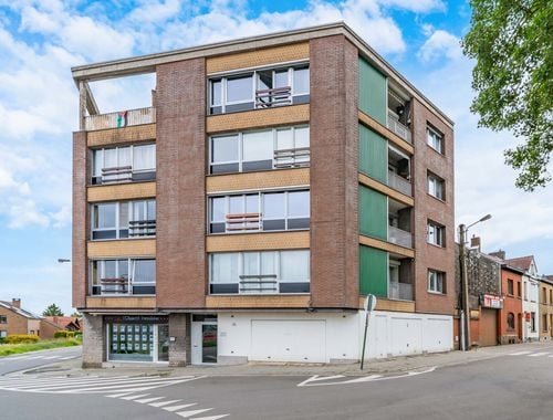                                         Appartement te koop in Marcinelle, € 220.000
