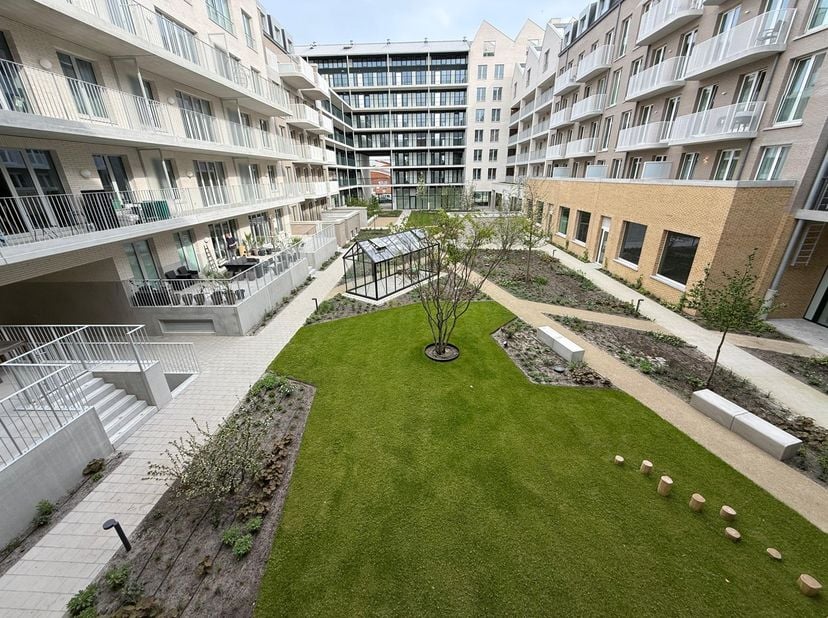 Appartement à louer
                    à 2060 Antwerpen