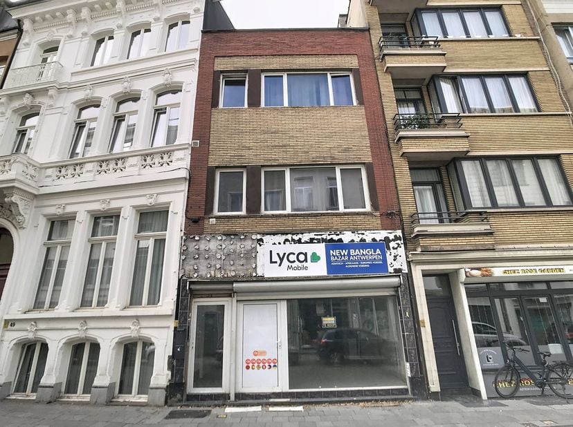 Bedrijfsvastgoed te koop in Dambruggestraat 51,
                    2060 Antwerpen
