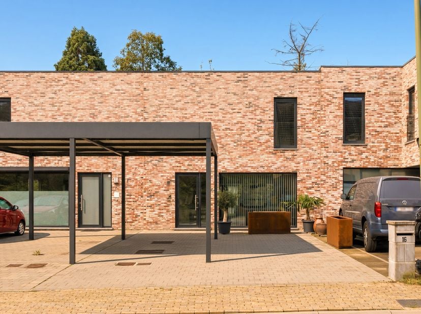 Huis te koop in Minnestraat 16,
                    3460 Assent