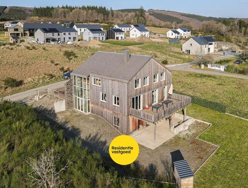                                         Villa te koop in La Roche-en-Ardenne, € 489.000
