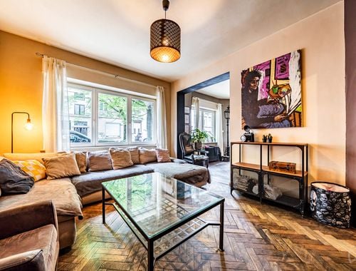                                         Appartement te koop in Sint-Gillis, € 315.000
