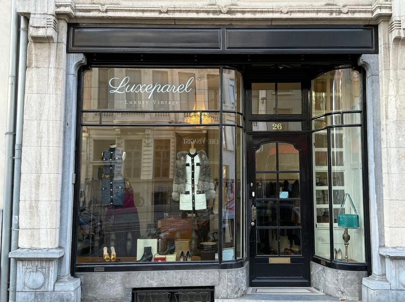 Bedrijfsvastgoed te huur in Mechelsesteenweg 26,
                    2018 Antwerpen