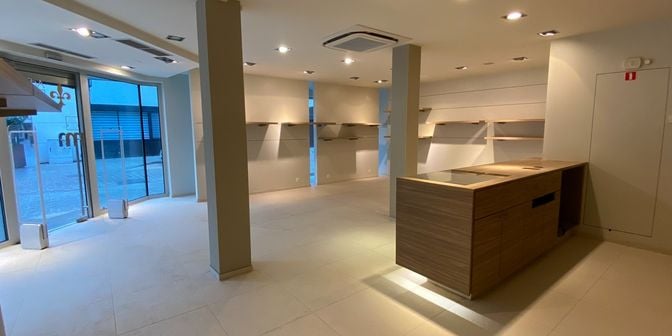 Bedrijfsvastgoed te huur in Kerkstraat 48, 8400 Oostende