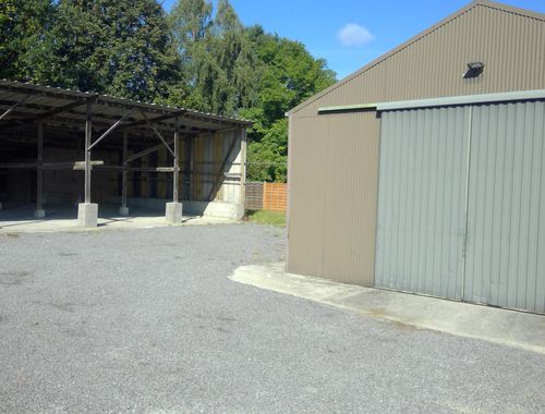                                         Gemengd gebruik te huur in Sint-Agatha-Rode, € 1.450
