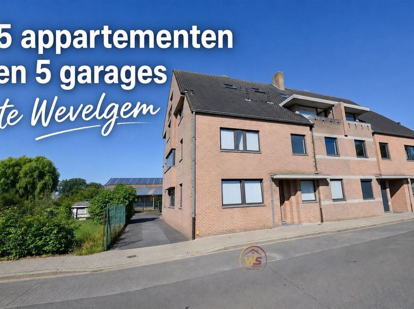 Perfecte investeringseigendom bestaande uit 5 gerenoveerde appartementen en 5 ruime garages.<br />
<br />
Via de gemeenschappelijke inkomhal bereikt